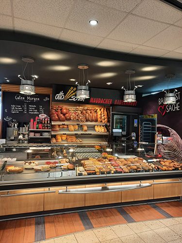 Viernheim im Knupfermarkt - Otto Schall